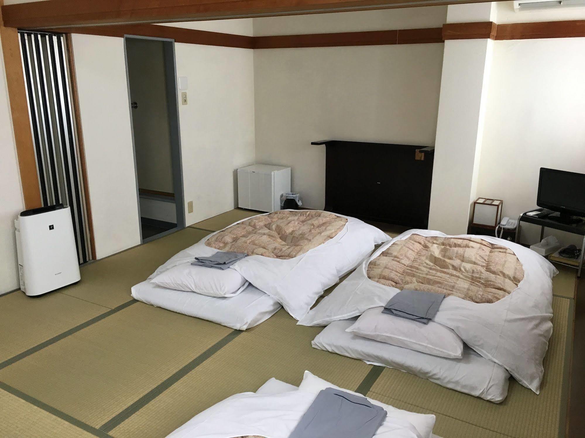 Business Hotel Konen Fudzsi Kültér fotó